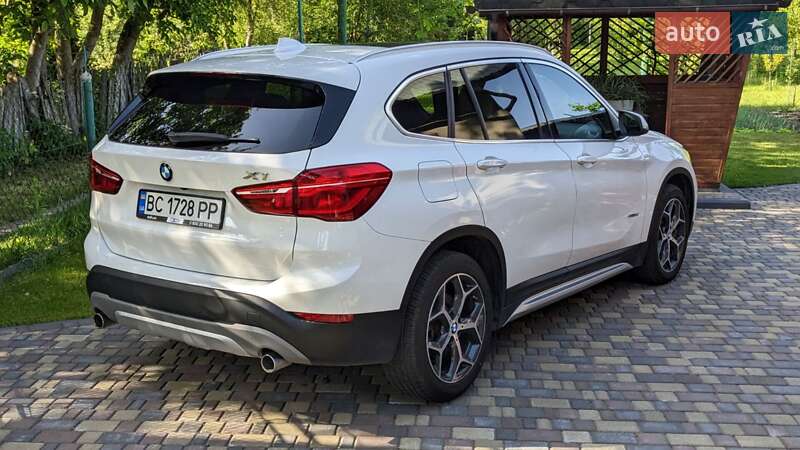 Позашляховик / Кросовер BMW X1 2017 в Львові