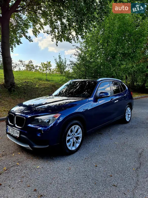 BMW X1 2012
