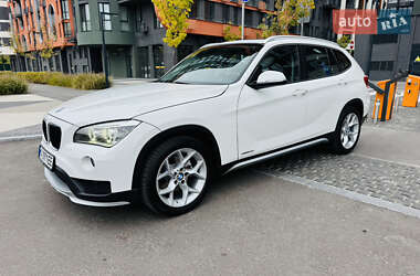Внедорожник / Кроссовер BMW X1 2012 в Киеве