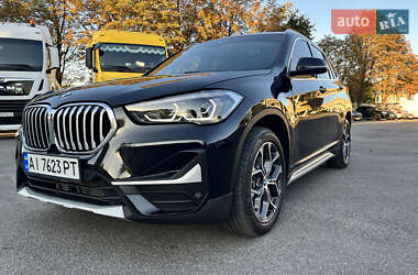 Внедорожник / Кроссовер BMW X1 2020 в 
