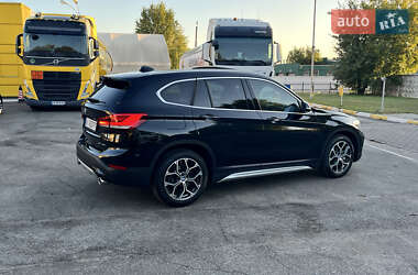 Внедорожник / Кроссовер BMW X1 2020 в 