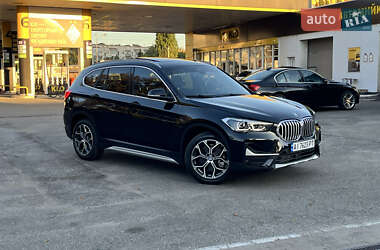 Внедорожник / Кроссовер BMW X1 2020 в 