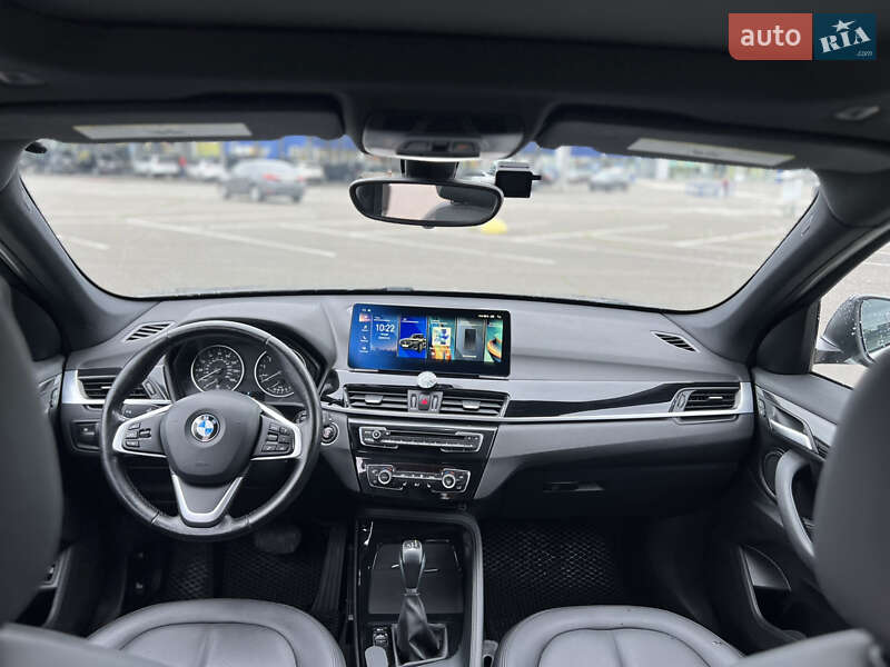 Внедорожник / Кроссовер BMW X1 2016 в Киеве