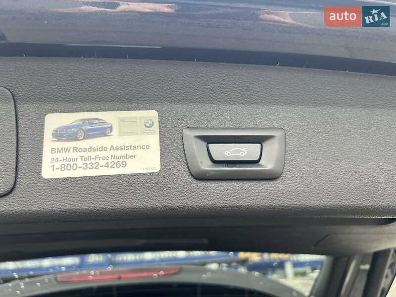 Внедорожник / Кроссовер BMW X1 2016 в Киеве