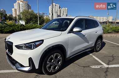 Внедорожник / Кроссовер BMW X1 2023 в Киеве