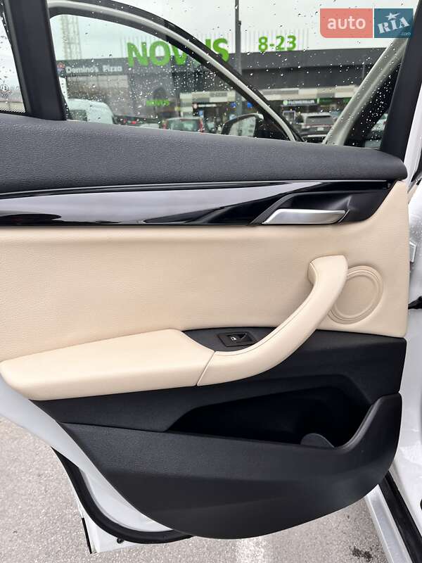 Позашляховик / Кросовер BMW X1 2018 в Києві