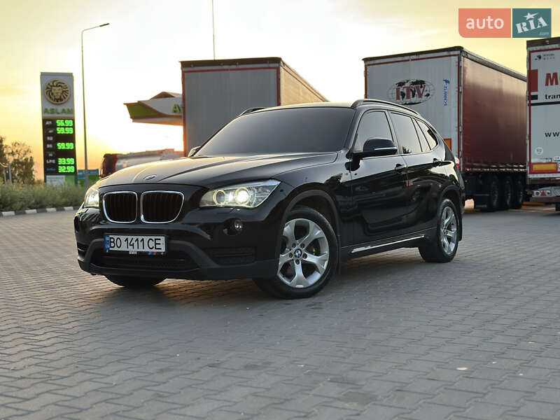 Внедорожник / Кроссовер BMW X1 2013 в Хмельницком