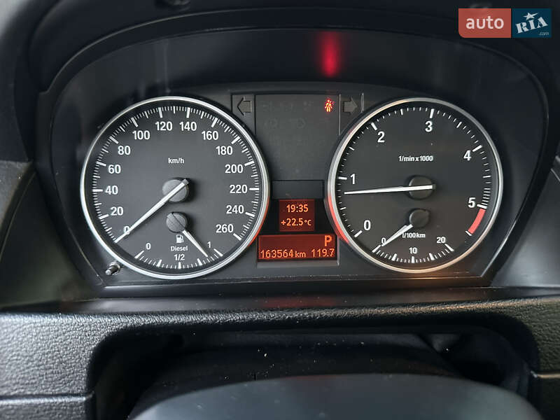 Внедорожник / Кроссовер BMW X1 2013 в Хмельницком