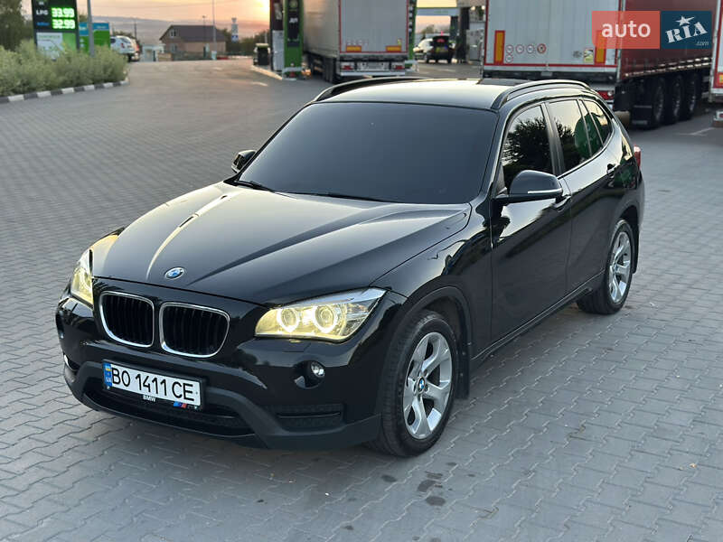 Внедорожник / Кроссовер BMW X1 2013 в Хмельницком