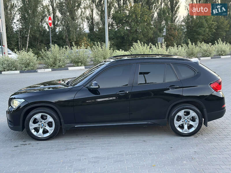 Внедорожник / Кроссовер BMW X1 2013 в Хмельницком