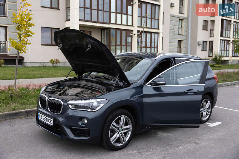 Внедорожник / Кроссовер BMW X1 2016 в Виннице