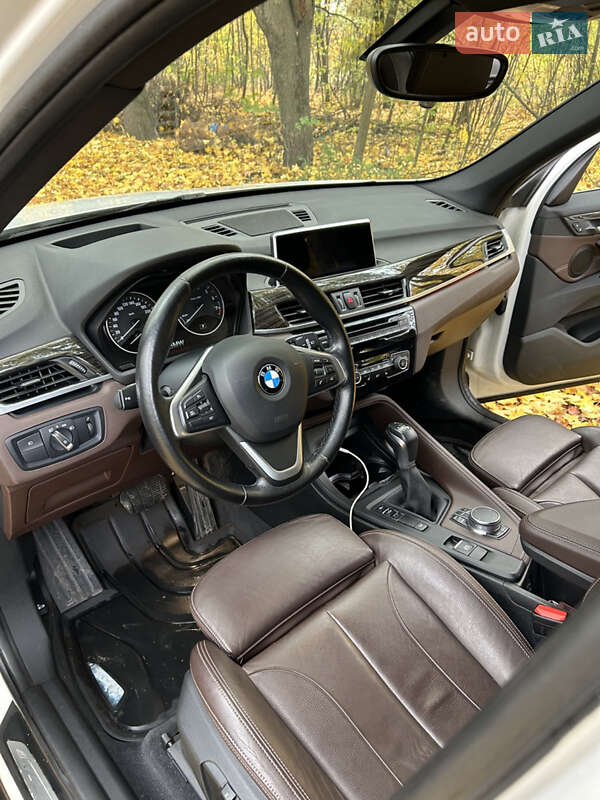 Внедорожник / Кроссовер BMW X1 2017 в Харькове
