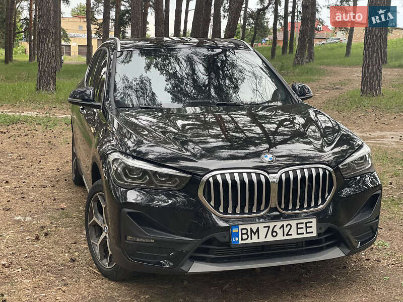 Внедорожник / Кроссовер BMW X1 2015 в Киеве