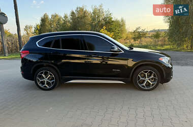 Внедорожник / Кроссовер BMW X1 2018 в 