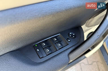 Внедорожник / Кроссовер BMW X1 2014 в 