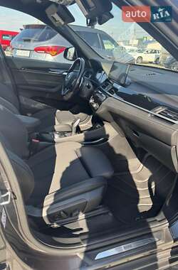Внедорожник / Кроссовер BMW X1 2020 в 