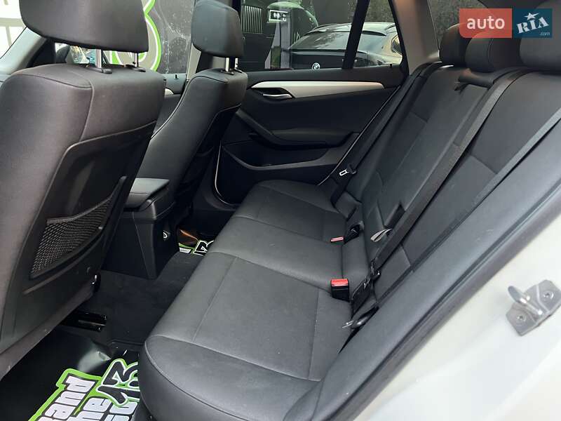 Внедорожник / Кроссовер BMW X1 2013 в Одессе