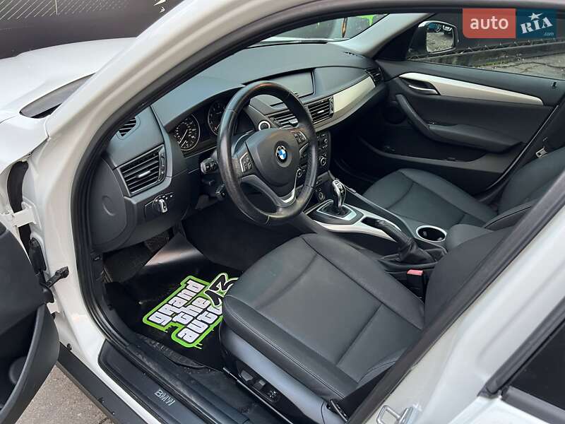 Внедорожник / Кроссовер BMW X1 2013 в Одессе