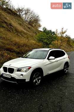 Внедорожник / Кроссовер BMW X1 2012 в Черкассах