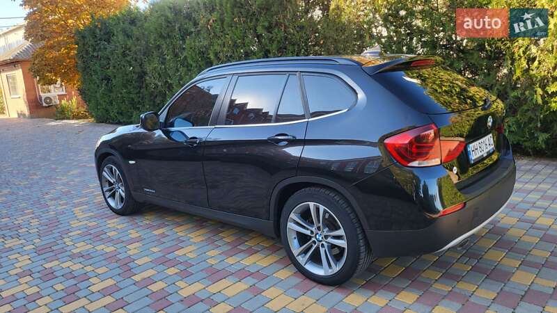 Внедорожник / Кроссовер BMW X1 2010 в Белгороде-Днестровском