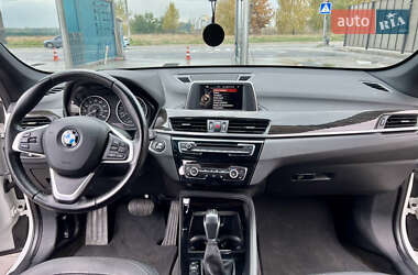 Внедорожник / Кроссовер BMW X1 2016 в 