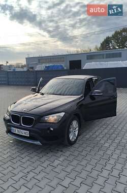 Внедорожник / Кроссовер BMW X1 2013 в 