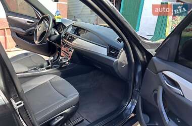 Внедорожник / Кроссовер BMW X1 2013 в 