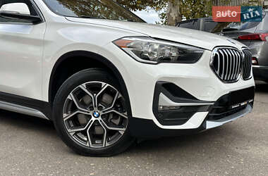 Внедорожник / Кроссовер BMW X1 2019 в 