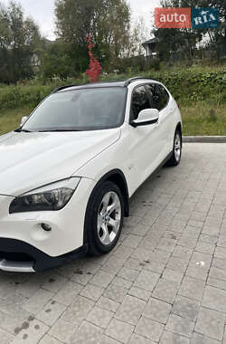 Позашляховик / Кросовер BMW X1 2012 в Новояворівську