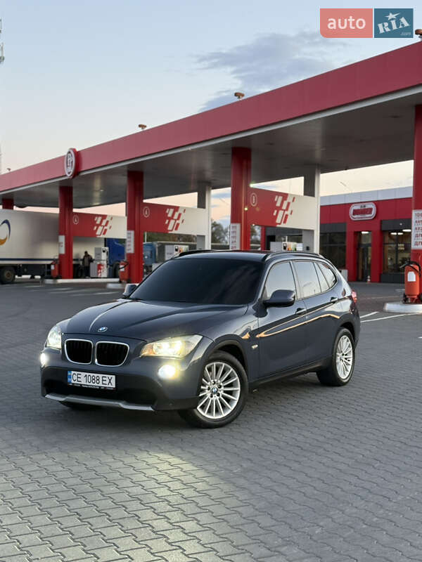 Внедорожник / Кроссовер BMW X1 2011 в Черновцах