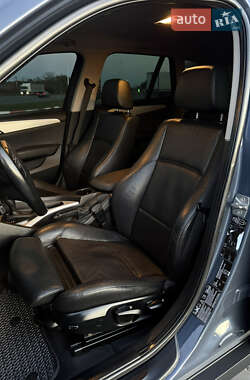 Позашляховик / Кросовер BMW X1 2011 в  фото 30 Позашляховик / Кросовер BMW X1 2011 в