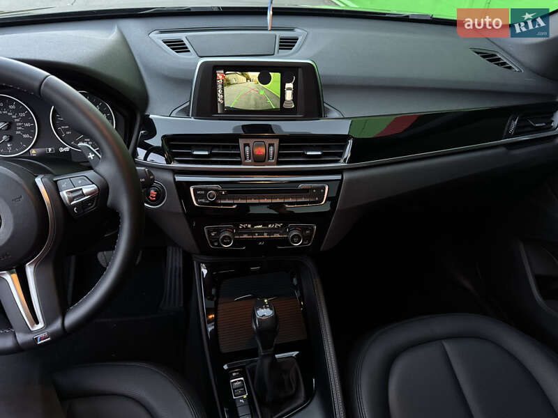 Внедорожник / Кроссовер BMW X1 2016 в Киеве