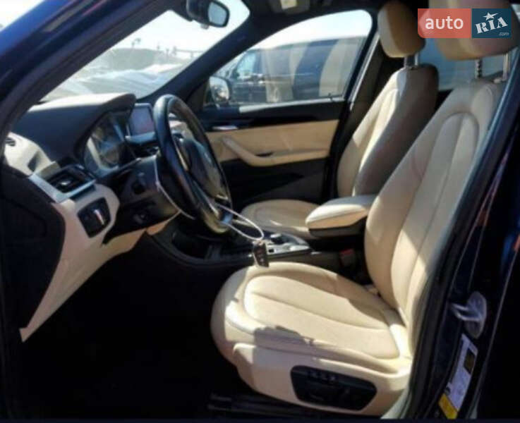 Позашляховик / Кросовер BMW X1 2018 в Львові