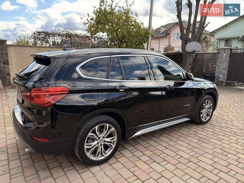 Внедорожник / Кроссовер BMW X1 2016 в Ивано-Франковске фото 4 Внедорожник / Кроссовер BMW X1 2016 в Ивано-Франковске