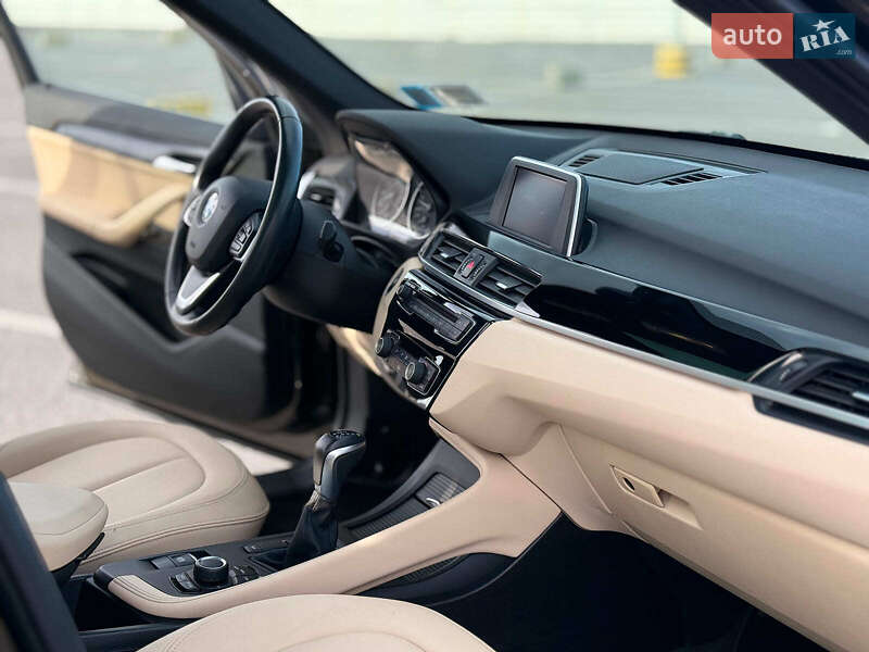 Внедорожник / Кроссовер BMW X1 2017 в Львове фото 28 Внедорожник / Кроссовер BMW X1 2017 в Львове