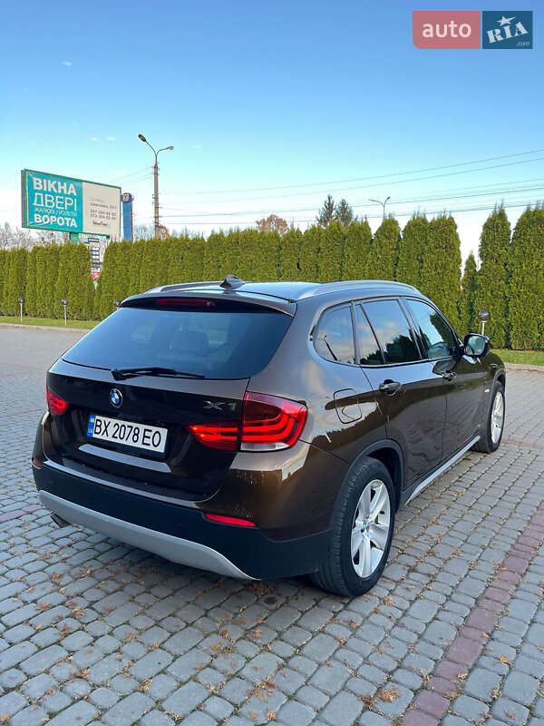 Внедорожник / Кроссовер BMW X1 2010 в Дунаевцах