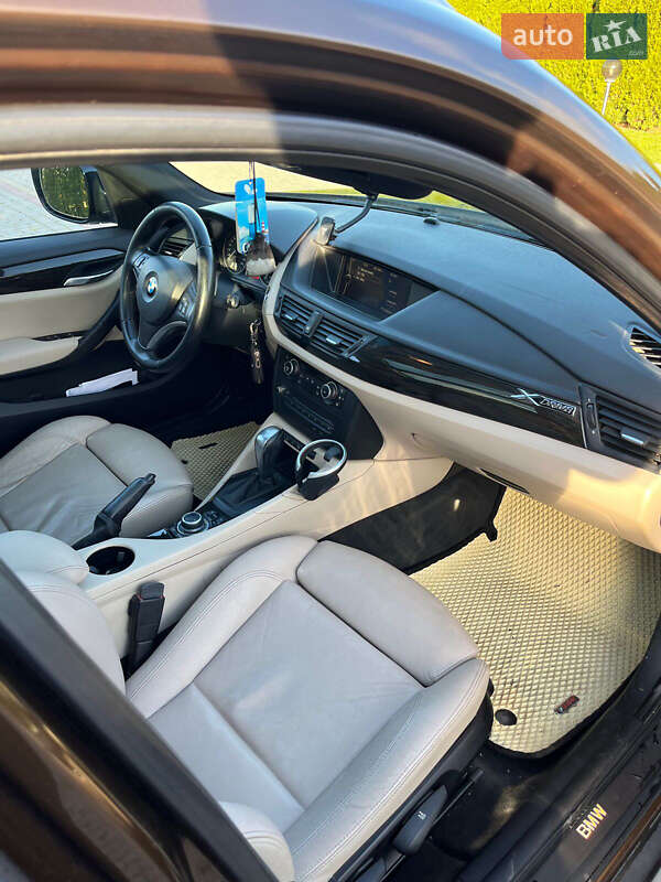 Внедорожник / Кроссовер BMW X1 2010 в Дунаевцах