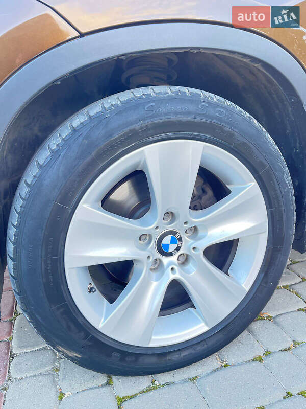 Внедорожник / Кроссовер BMW X1 2010 в Дунаевцах