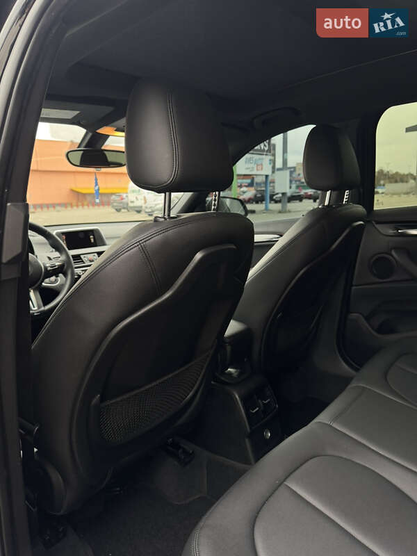 Внедорожник / Кроссовер BMW X1 2016 в Умани