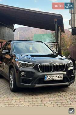 Позашляховик / Кросовер BMW X1 2016 в Тячеві