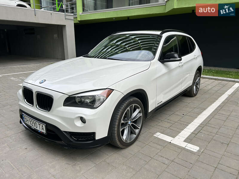 Внедорожник / Кроссовер BMW X1 2014 в Измаиле
