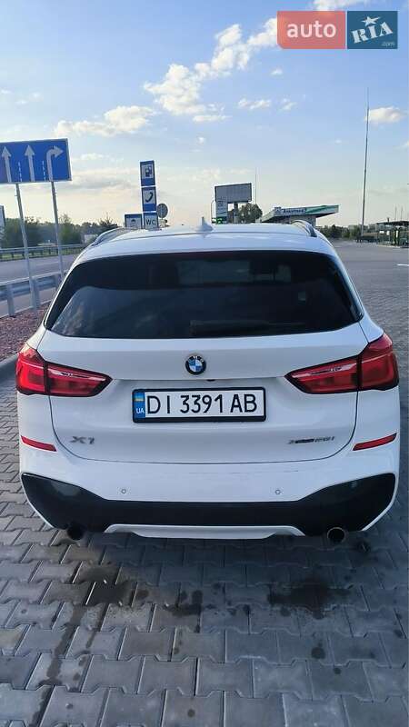 Внедорожник / Кроссовер BMW X1 2018 в Киеве