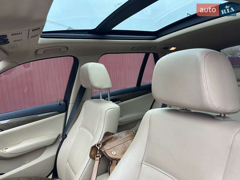 Внедорожник / Кроссовер BMW X1 2014 в Одессе