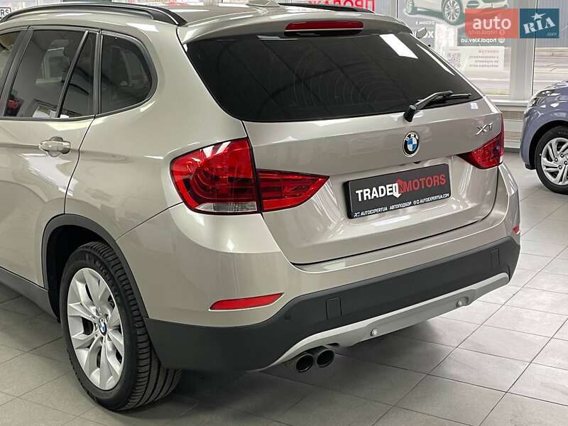 Внедорожник / Кроссовер BMW X1 2014 в Киеве