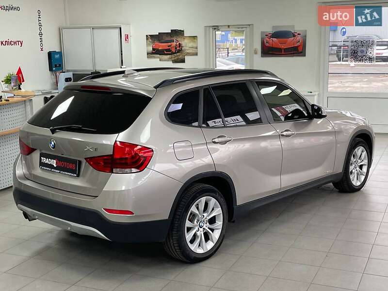 Внедорожник / Кроссовер BMW X1 2014 в Киеве