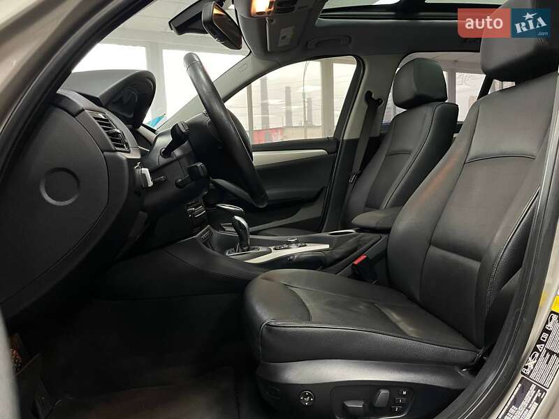 Внедорожник / Кроссовер BMW X1 2014 в Киеве