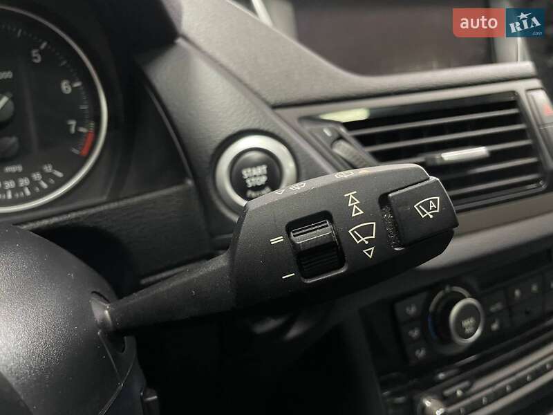 Внедорожник / Кроссовер BMW X1 2014 в Киеве