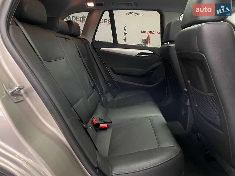 Внедорожник / Кроссовер BMW X1 2014 в Киеве