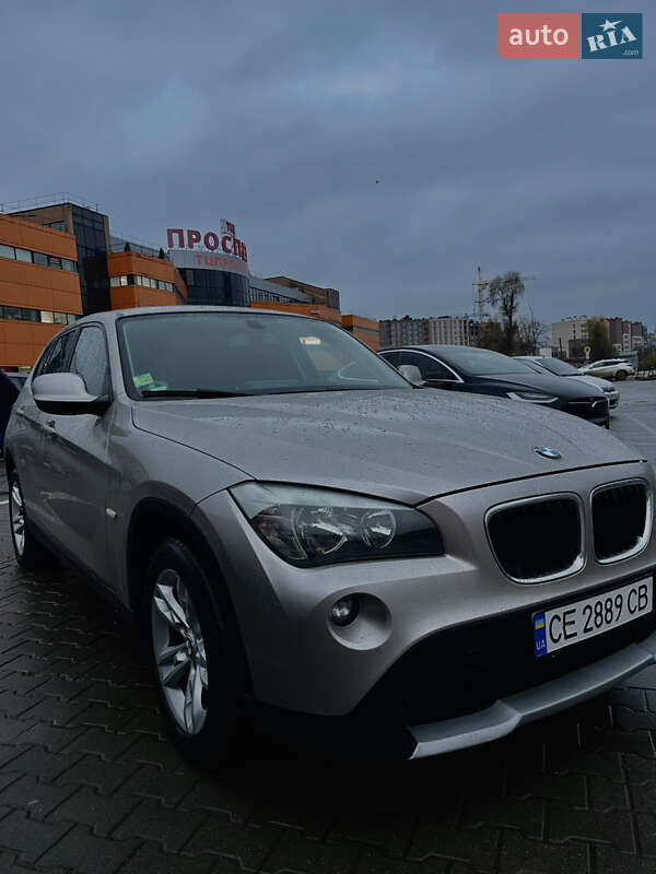 Позашляховик / Кросовер BMW X1 2011 в Чернівцях