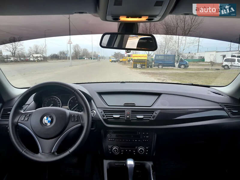 Внедорожник / Кроссовер BMW X1 2012 в Киеве